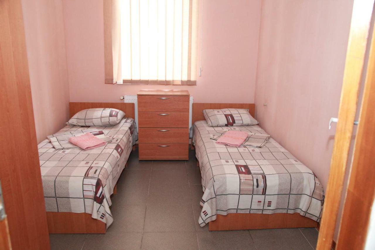 Art Hotel Izmail Εξωτερικό φωτογραφία